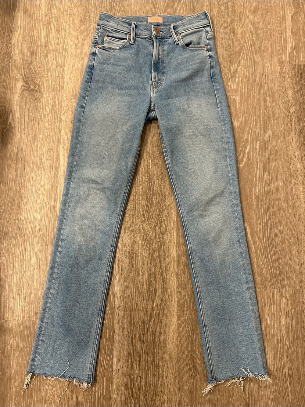 MOTHER - The Mid Rise Dazzler Ankle Fray Jeans